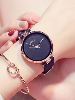 นาฬิกาข้อมือผู้หญิง