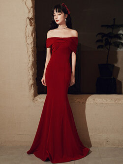 ชุดราตรี ชุดออกงาน ดีไซน์หรู แบรนด์ Angel