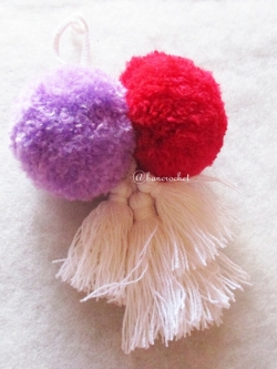 พู่+ปอมปอมแขวนกระเป๋าถักโครเชต์ pompom crochet