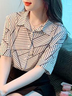 เสื้อลูกไม้ แขนสั้น