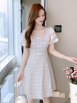 ชุดเดรสสั้น ชุดเดรสสั้นลายดอก ชุดเดรสสั้นวัยรุ่น By Meiyi women's clothing