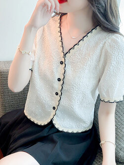 เสื้อลูกไม้ แขนสั้น