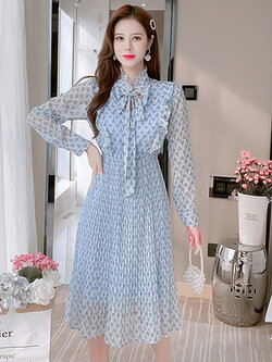 ชุดเดรสสั้น ชุดเดรสสั้นลายดอก ชุดเดรสสั้นวัยรุ่น By Meiyi women's clothing