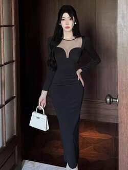 เดรสสีดำสุภาพ