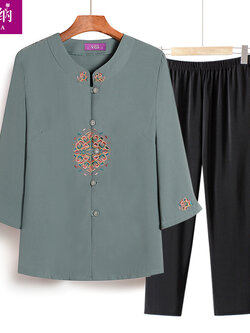 เสื้อคุณยาย เสื้อผู้วัยอายุ60-70ปี มีขนาด L-4XL(อกประมาณ35-45นิ้ว)