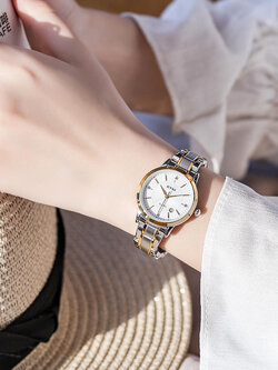 นาฬิกาข้อมือผู้หญิง