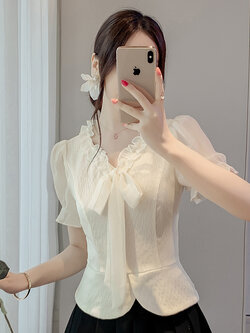 เสื้อเชิ้ตผู้หญิงใส่ทํางาน 390 บาทต่อชิ้น ฟรีค่าจัดส่ง