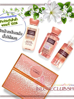 Bath & Body Works / Travel Size Body Care Gift Box (A Thousand Wishes) *Winner Awards