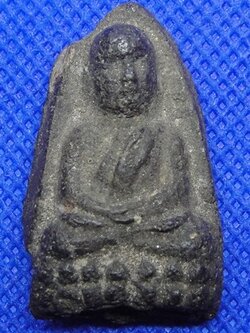 หลวงปู่ทวด เนื้อว่าน