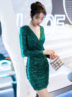 ชุดราตรี ชุดราตรีสวยหรู แบบ ทันสมัย Evening dress