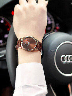 นาฬิกาข้อมือผู้หญิง