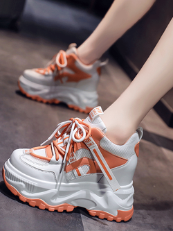 รองเท้าผ้าใบเสริมส้นสูง ไซต์35-39 สนใจทักแชท ฟรีค่าส่ง!