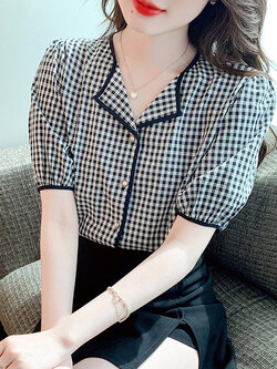 เสื้อลูกไม้ แขนสั้น