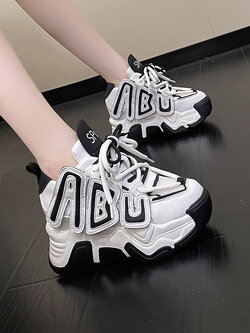 รองเท้าผ้าใบเสริมส้นสูง ไซต์35-39 สนใจทักแชท ฟรีค่าส่ง!