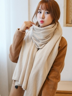 ผ้าพันคอแฟชั่น เลื่อนดูลายสีด้านล่าง เช็คสต็อกแบบสีที่ LINE:preorderdd