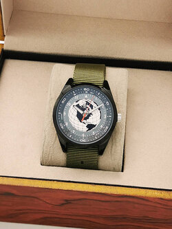 นาฬิกาข้อมือผู้หญิง