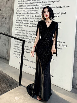 ชุดราตรี ชุดราตรีสวยหรู แบบ ทันสมัย Evening dress