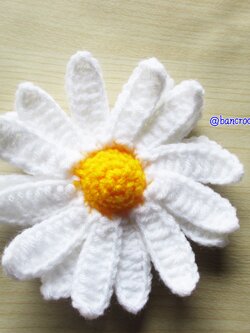 Bancrochet ดอกเดซี่ถักโครเชต์ Crochet Daisy Flower ขาว 3 inch