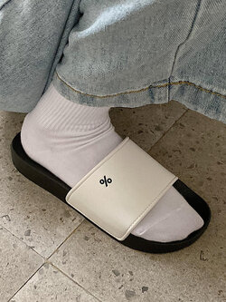 รองเท้าแตะผู้หญิง ใส่ในบ้าน By.Thin strips