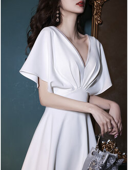 ชุดราตรี ชุดราตรีสวยหรู แบบ ทันสมัย Evening dress