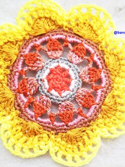 Bancrochet ที่รองแก้วถักโครเชต์ crochet coasters หลากสี 4 นิ้ว