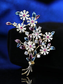 เข็มกลัด เข็มกลัดสวยๆ เข็มกลัดติดเสื้อ Brooch