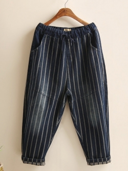 กางเกงยีนส์ลายปักด้ายสวยๆ