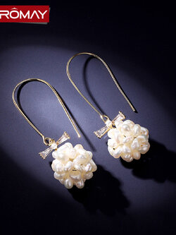 ต่างหู ตุ้มหูแฟชั่น By CAROMAY