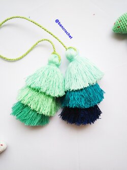 Bancrochet พู่ห้อยกระเป๋า/ที่ห้อยกระเป๋าแฮนด์เมด Tassels keychain hanging for bags หลากสี 4 นิ้ว
