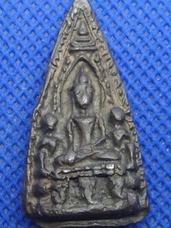 พระเลี่ยงลำพูนจำลอง