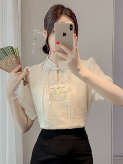 เสื้อเชิ้ตผู้หญิงใส่ทํางาน 390 บาทต่อชิ้น ฟรีค่าจัดส่ง