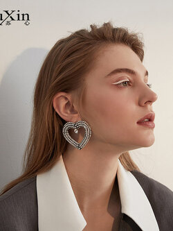 ตุ้มหู ต่างหู ต่างหูผู้หญิง By SuXin