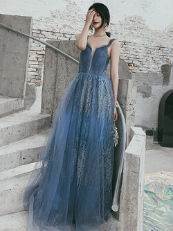 ชุดราตรี ชุดราตรีสวยหรู แบบ ทันสมัย Evening dress