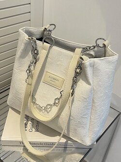 กระเป๋าสะพายข้างผู้หญิง กระเป๋าสะพายข้างใบเล็ก By Cocoa bags