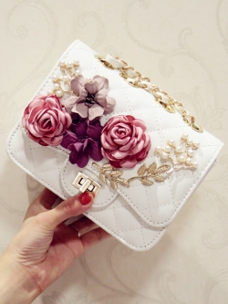 กระเป๋าถือหนีบ กระเป๋าราตรี กระเป๋าถือผู้หญิง