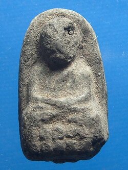 หลวงปู่ทวด พิมพ์พระรอด