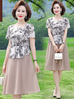 เสื้อผ้าคุณแม่วัย 60 เสื้อคนแก่ผู้หญิงวัย60