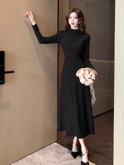 เดรสสีดำ