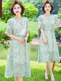 เดรสวัยผู้ใหญ่40-60ปี เดรสคุณแม่ ชุดเดรสทำงานวัยผู้ใหญ่ สนใจทักแชท