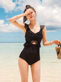 ชุดว่ายน้ำผู้หญิง ชุดว่ายน้ำน่ารัก Bikini ชุดไปทะเล