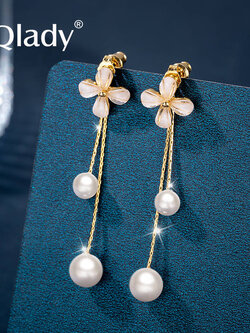 ต่างหู ตุ้มหูแฟชั่น By Qlady