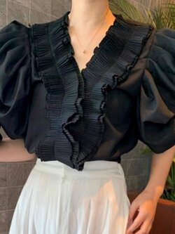 เสื้อสีดำสุภาพ เรียบหรู ดูดี เหมาะกับทุกโอกาส | เสื้อผู้หญิงสุภาพ