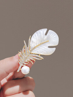 เข็มกลัด เข็มกลัดสวยๆ เข็มกลัดติดเสื้อ Brooch