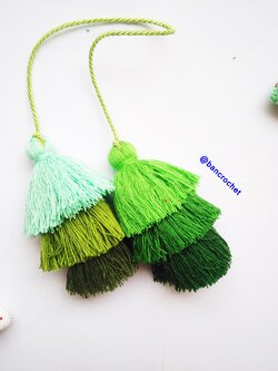 Bancrochet พู่ห้อยกระเป๋า/ที่ห้อยกระเป๋าแฮนด์เมด Tassels keychain hanging for bags หลากสี 4 นิ้ว