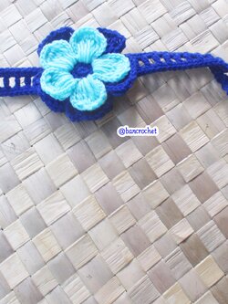 Bancrochet ที่คาดผมถักโครเชต์ ดอกไม้ถักคาดผม Crochet Flower Headband น้ำเงิน 7x6 Inch