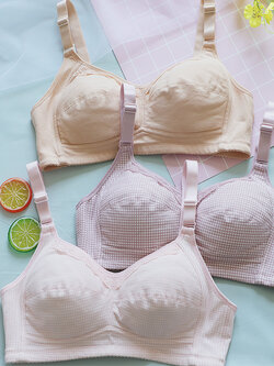 บรา ยกทรง เสื้อชั้นในสตรี ฟรีค่าส่ง