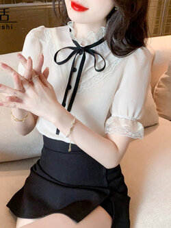 เสื้อลูกไม้ แขนสั้น