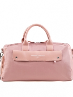 กระเป๋าเดินทางทรงดัฟเฟิล ใช้ได้ทั้งหญิงและชาย Duffle Bags ดีไซน์สวยเท่ ราคาน่าคบ กระเป๋าถือแนวสปอร์ต จุของได้เยอะ ใช้แล้วเท่ แถมราคาไม่แพงด้วย