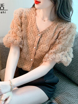 เสื้อลูกไม้ แขนสั้น