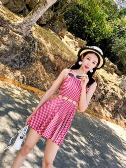 ชุดว่ายน้ำผู้หญิง ชุดว่ายน้ำแฟชั่น ชุดว่ายน้ำบิกินี่ ชุดว่ายน้ำเต็มตัว คอลเลคชั่นใหม่